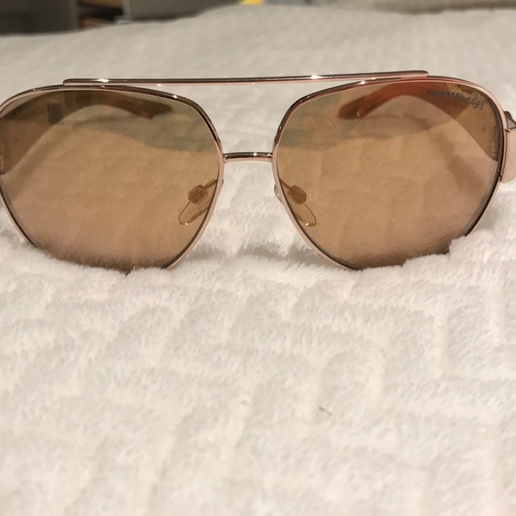 MICHAEL KORS SUNGLASSES - Picture 2 of 7
